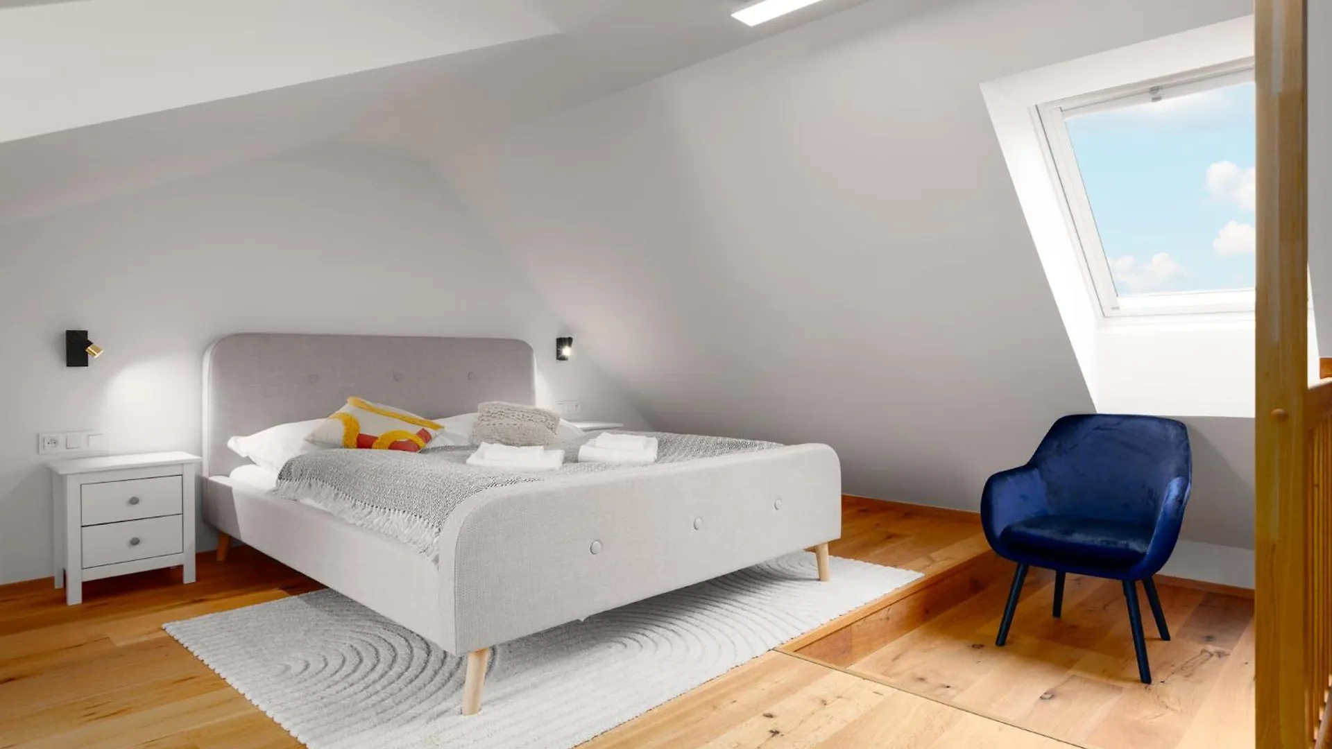2 Rooms Apartment With Terrace And Free Parking Near Metro Prag